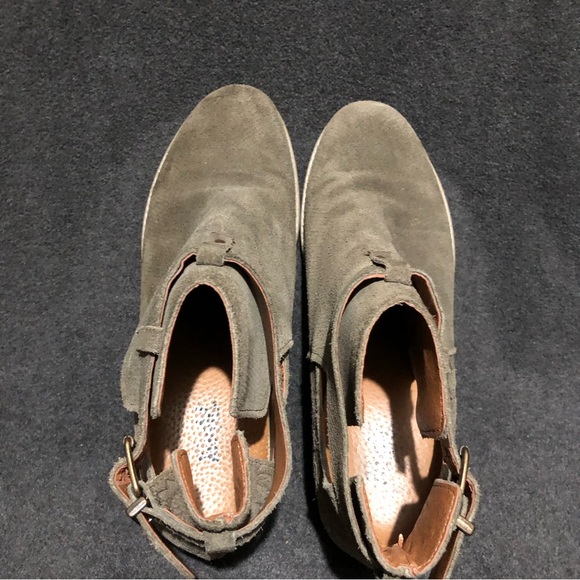 Tara M Keegan Boots Floral Embossed Taupe Suede Ankle Booties Women’s Sz US 8.5 - Picture 6 of 10